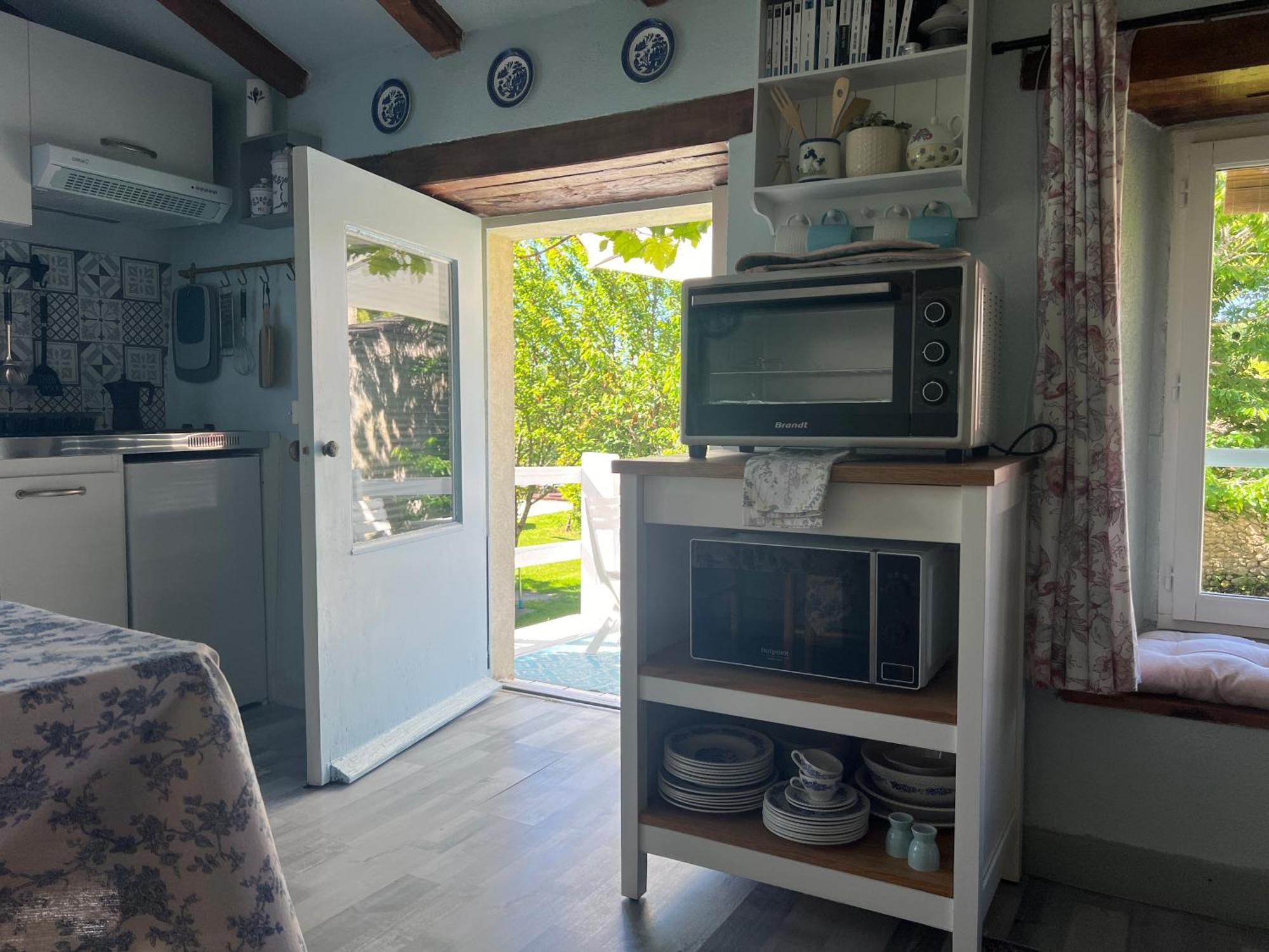 La Colline De Tilleul - Les Deux Puits - Cosy Cottage With Swimming Pool Near Aubeterre Saint-Romain  Exterior photo